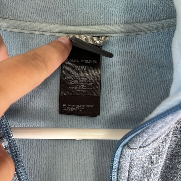 The north face super soft zip up - Picture 2 of 5